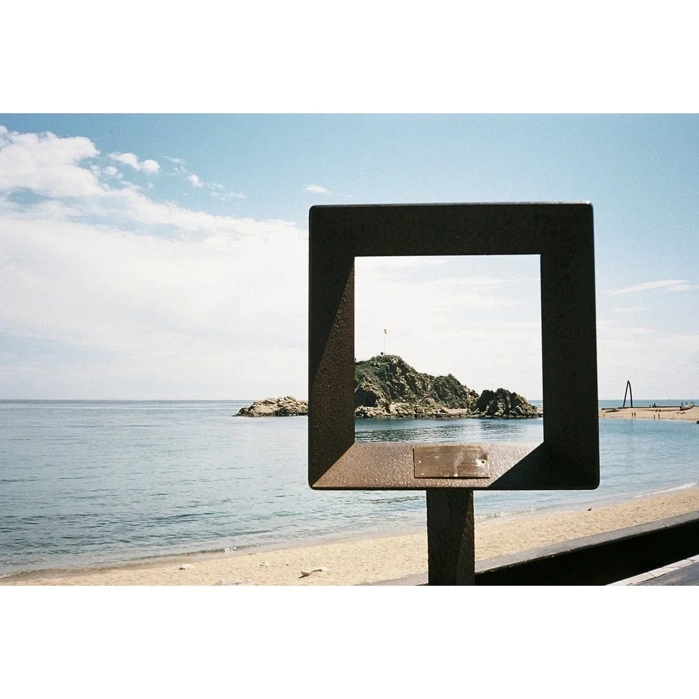 Minolta Weathermatic Dual 35 Yellow Waterproof 35mm Film Camera AF Vintage